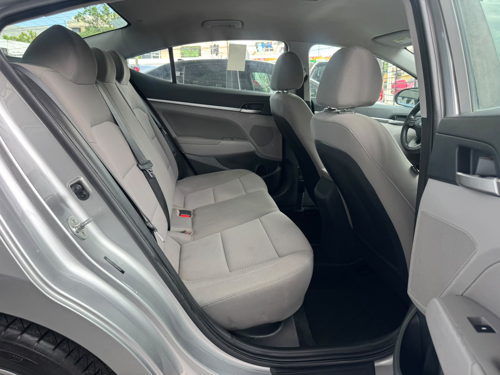 Hyundai Elantra SE 2020 — foto 4