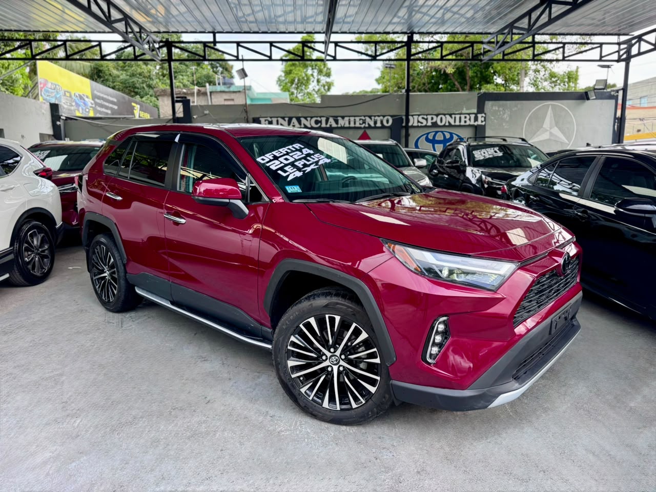Toyota RAV4 LE Plus 2024