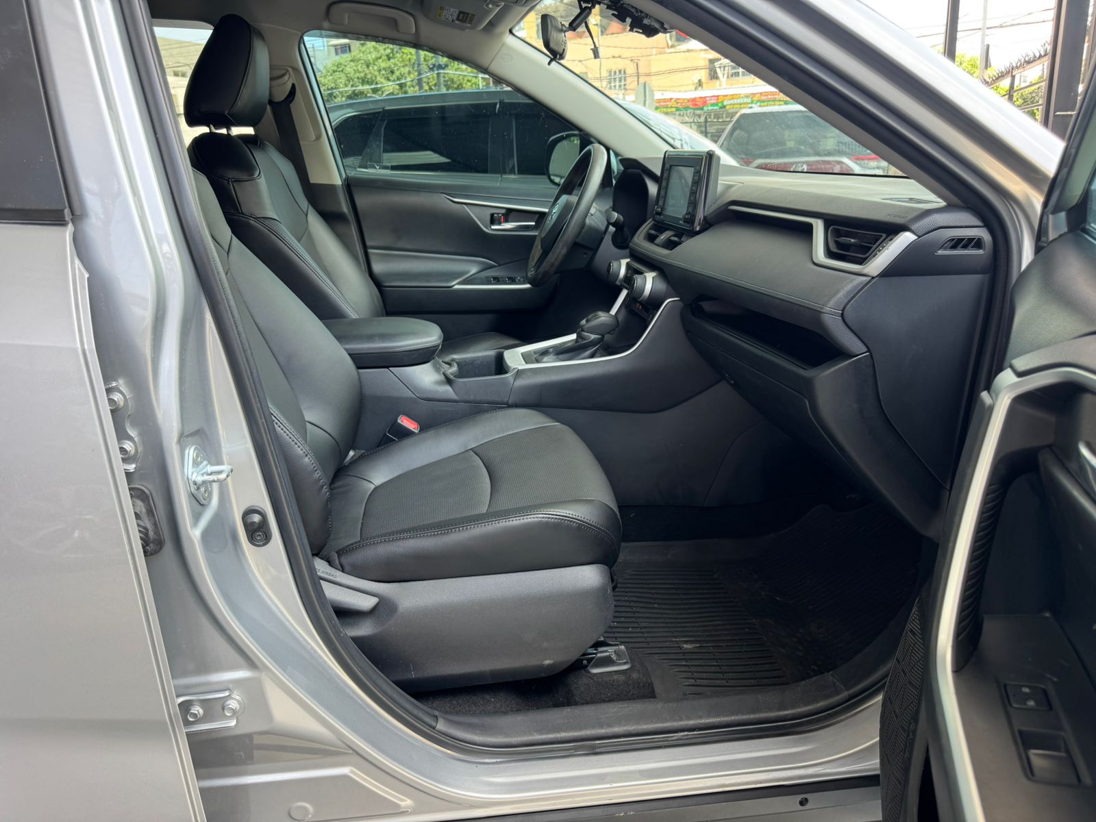 Toyota Rav4 XLE Plus 2022 — foto 5