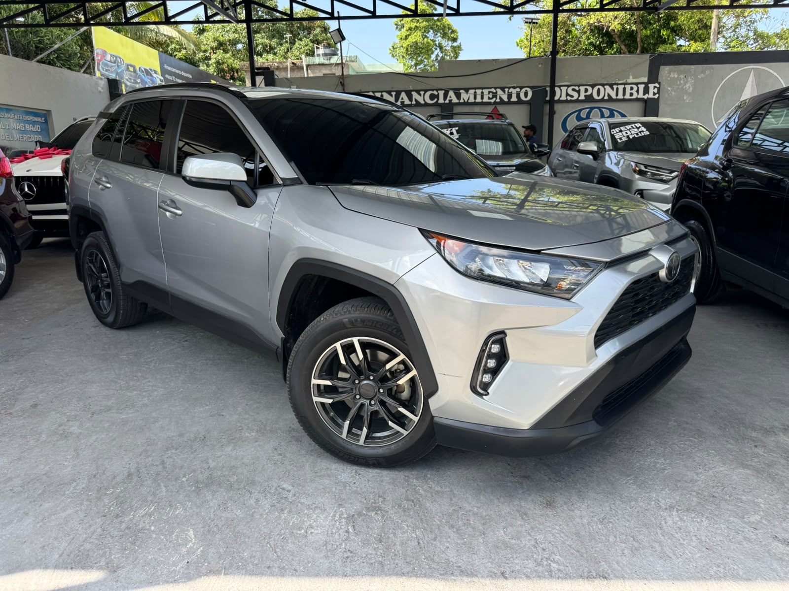 Toyota Rav4 LE Plus 2020