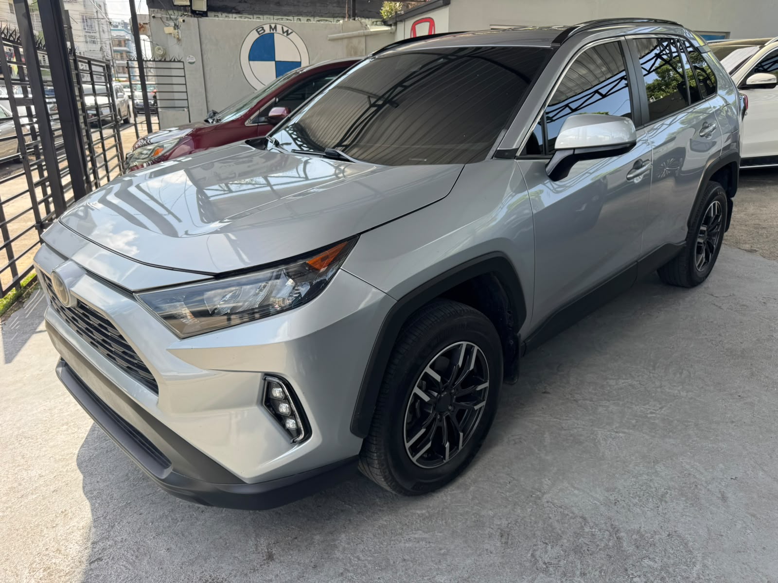 Toyota Rav4 LE Plus 2020 — foto 6